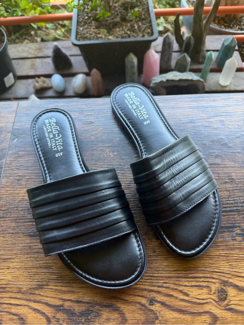 Bella Vita Black Leather Slide Sandals